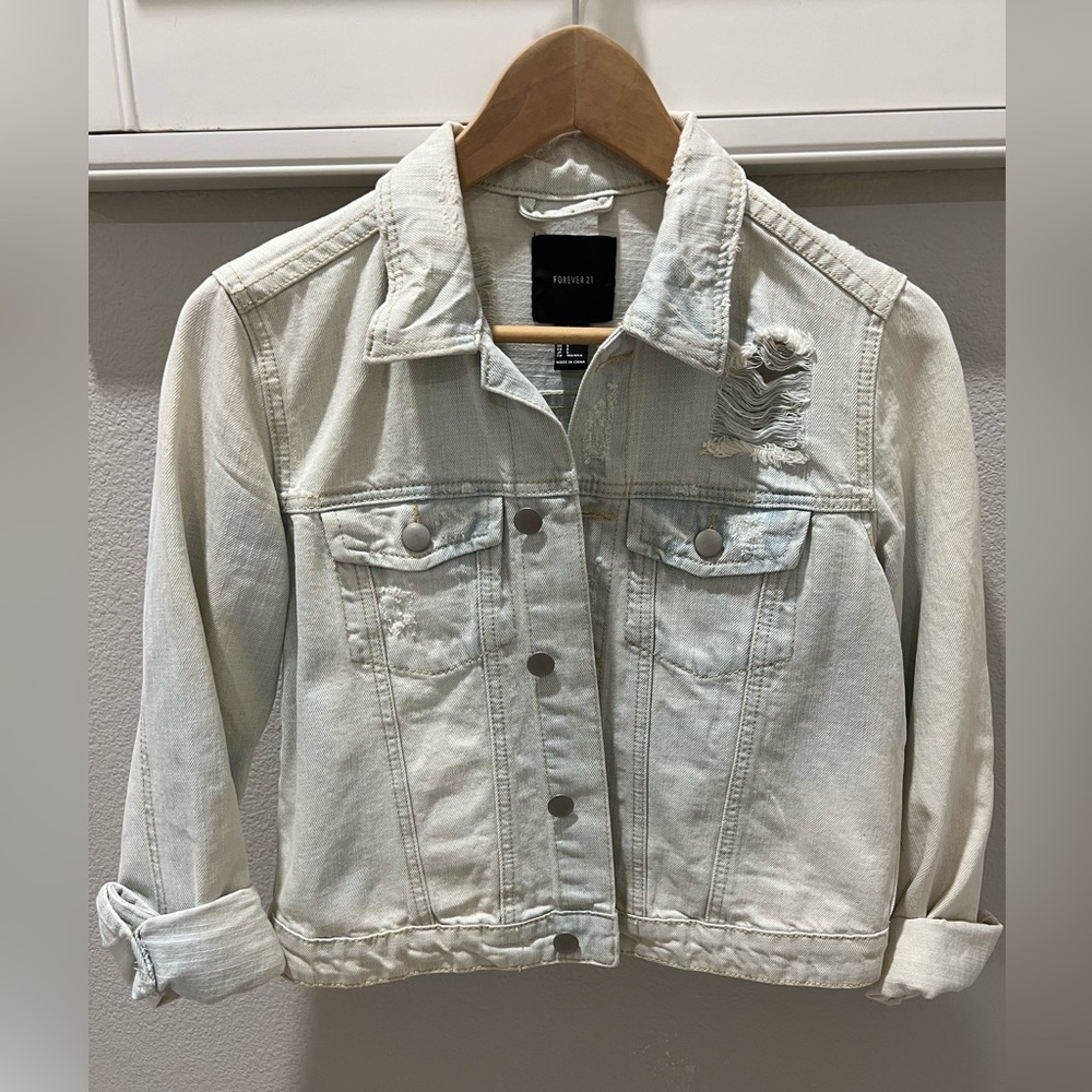 Forever21 light washed Denim jacket